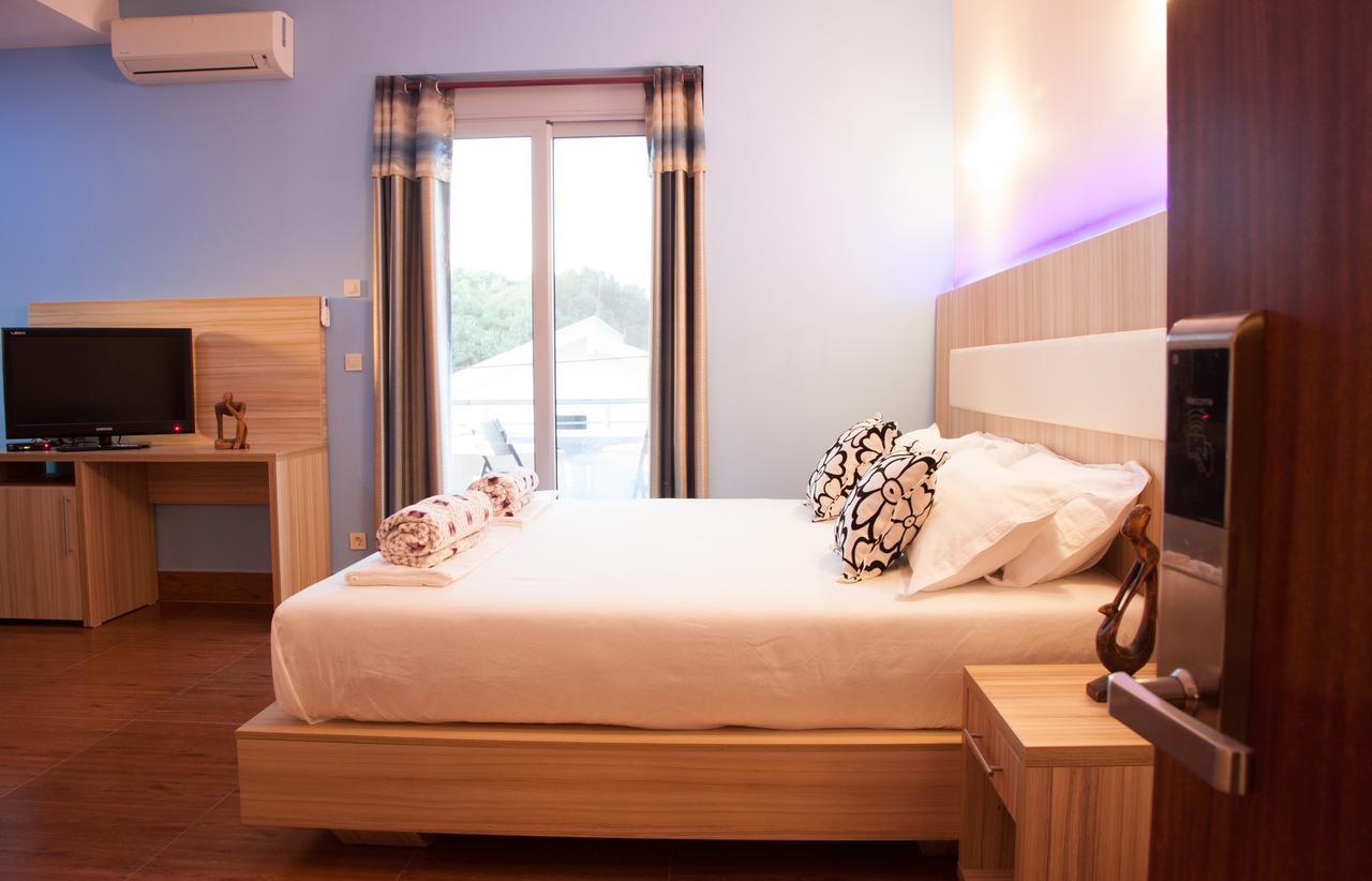 Hotel Blue Moon Ulcinj Exterior foto
